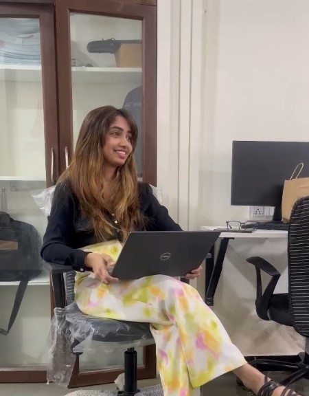 joinus-two-right-img-four